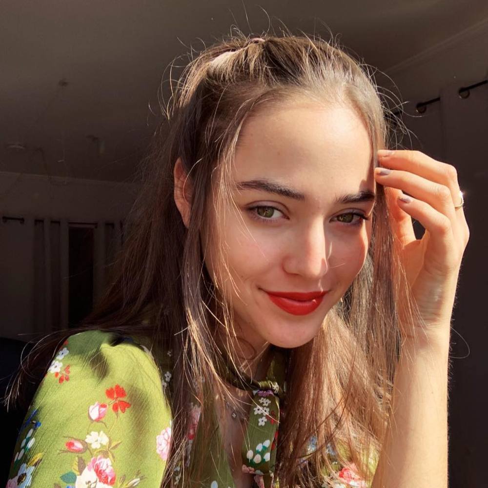 Meet your Posher, Noelia